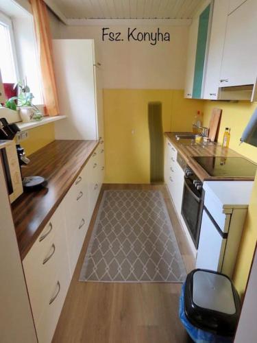 Kuchyň nebo kuchyňský kout v ubytování Rosentaler Privatunterkunft
