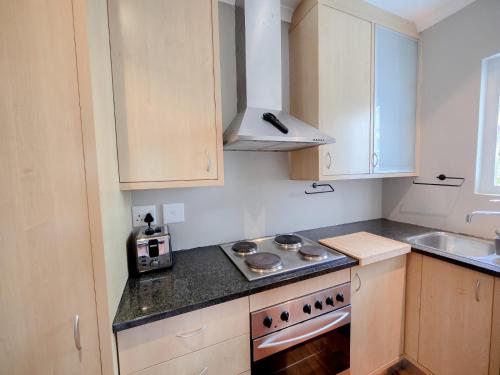 Una cocina o zona de cocina en Royal Boland