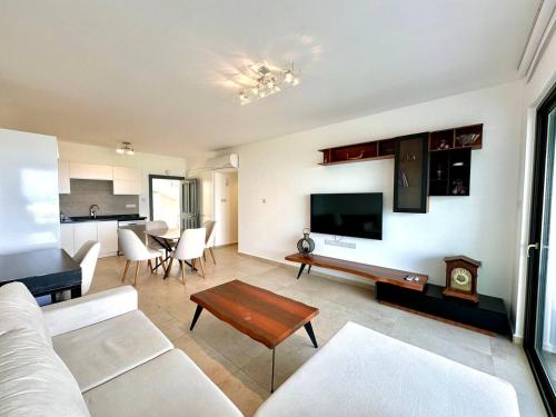 Gallery image of Retreat, block A1, unit 2 in Ayios Nikolaos
