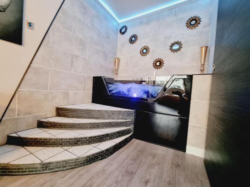 Orphelin2 balnéo plaisir & détente au centre ville