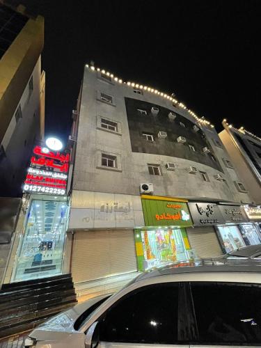 Το κτήριο όπου στεγάζεται  το ξενοδοχείο διαμερισμάτων