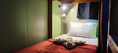 Postel nebo postele na pokoji v ubytování Eyy Hostel