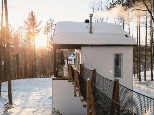 Budova, kde se chata nachází