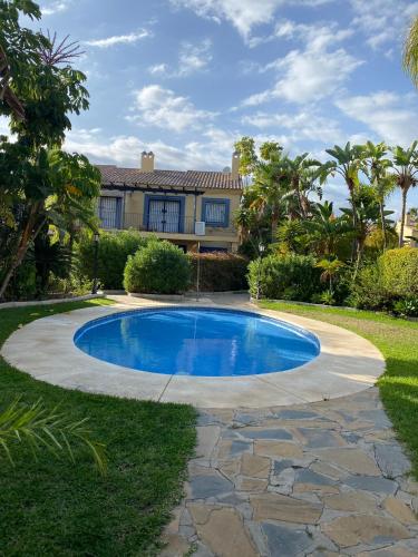 New - MiJa basement Loft Apartment steps from Beach - perfect for Sun and Sport Seekers photo 4