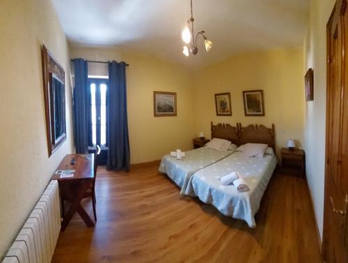 カンガス・デ・オニスにあるPensión Plaza del Ayuntamientoのギャラリーの写真