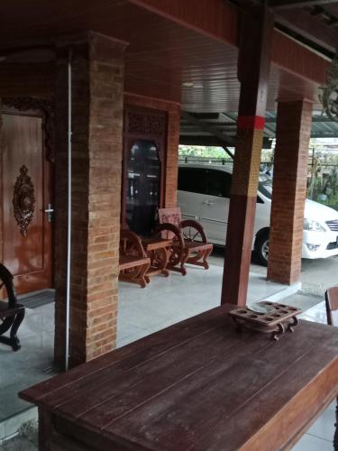Фотография из галереи Mbah Oden Homestay Borobudur в городе Mendut