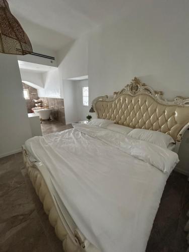 Φωτογραφία από το άλμπουμ του Coco villa gold room σε Qiryat Ata