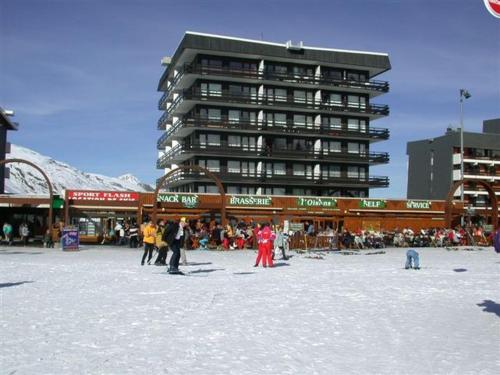 Appartement avec balcon, aux pieds des pistes, 5 pers - La Croisette, Les Ménuires - FR-1-452-250