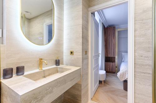 Stunning 2 bedroom at Montparnasse