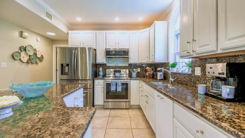 Fotografie z fotogalerie ubytování Baypoint Oasis by Last Key Realty v destinaci Sugarloaf Shores
