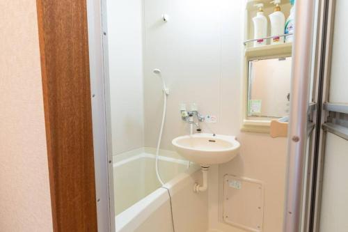 Minimalism Hotel Sumida 1