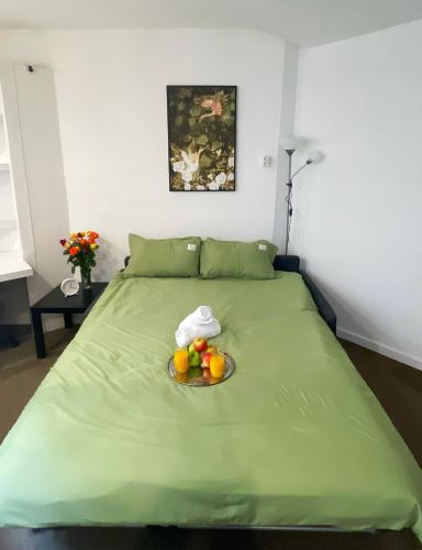 Studio The Champs-Élysées