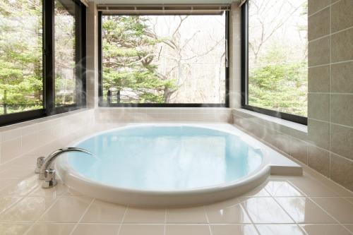 Fotografie z fotogalerie ubytování Karuizawa Hotel Longing House v destinaci Karuizawa