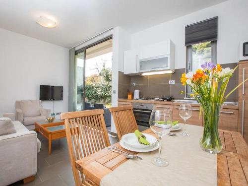 City Holiday Apartment - One Bedroom Apartment with Terrace
