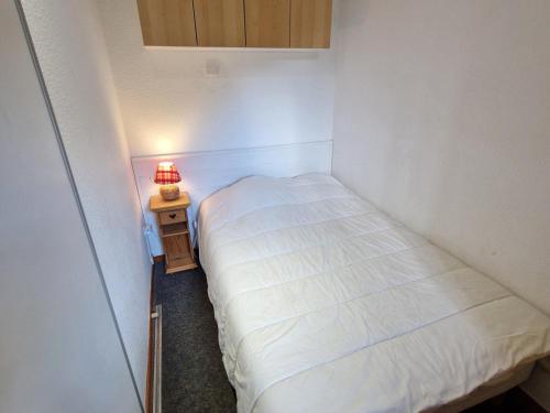 Photo de la galerie de l'établissement Charmant 2 pièces, Valfréjus, 50m remontées - FR-1-265-361, à Modane