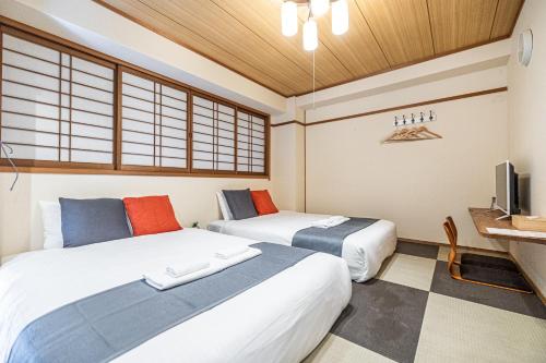 home 堺筋本町