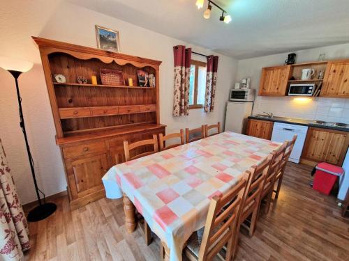 Photo de la galerie de l'établissement Chalets De Florence - 4 pièces bien situé 6/8 personnes 65 m² MAE-2915, à Modane