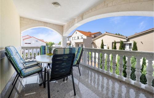 Awesome Apartment In Vodice With Wifi