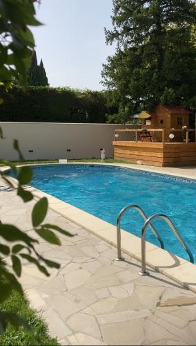 Mas Familial avec piscine