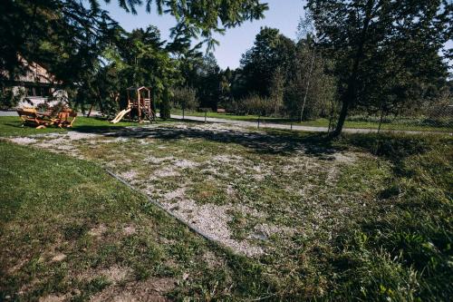 Zahrada ubytování Apartamenty Aleksandra