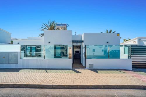 Villa Gavia by Villa Plus