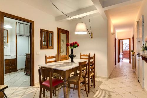 Guelfo Apartment by Mamo Florence