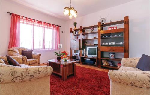 Posedenie v ubytovaní 3 Bedroom Stunning Home In Modric