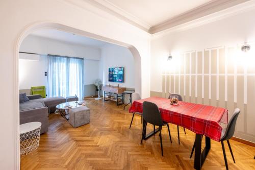 Entire Apartment - Heart of Athens