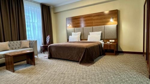 Katil atau katil-katil dalam bilik di Grand Hotel Eurasia