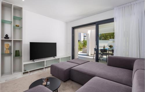 Pet Friendly Apartment In Malinska