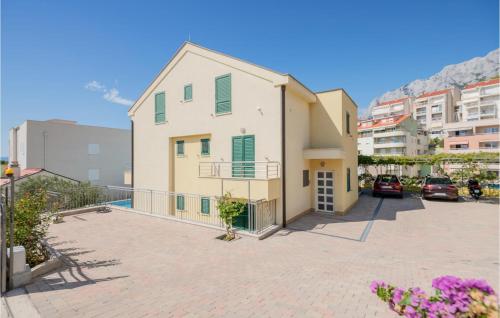 Gorgeous Home In Makarska