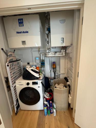 Gorgeous 1 Bedroom Apartment in Tottenham Hale photo 4