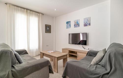 Lovely Home In Conil De La Frontera