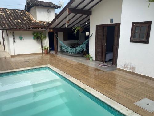 Bazén v ubytování Suite com piscina nebo v jeho okolí