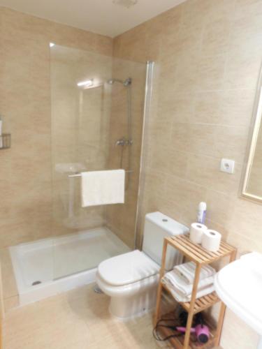 Et badeværelse på Apartamento LA CORREDERA