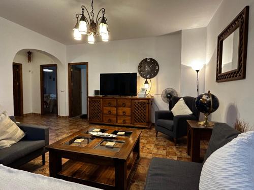 Spacious Apartment with AC and central heating