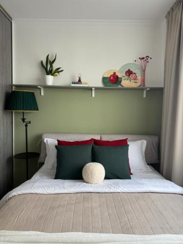 Pomegranate Apartment