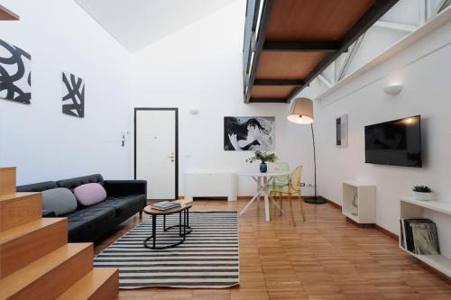 Urban House - Bright House Navigli Milan Center