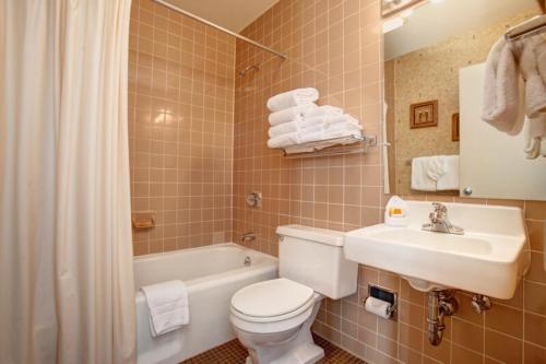 Un baño de Kutuk 303