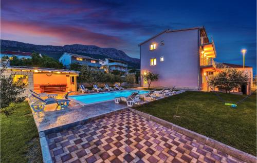 Holiday Home In Kastel Kambelovac