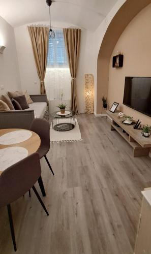 A&Z APARTMENT