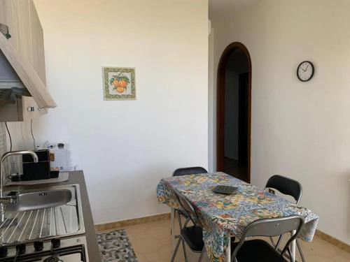 Foto dalla galleria di Casa Vacanza Torre di Mezzo - Tramonto a Marausa