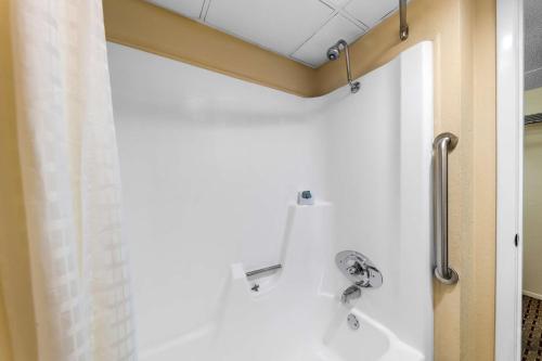 Koupelna v ubytování Best Western Markita Inn