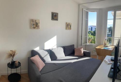 Cannes Centre Apartment 2-Room by Palais des Festivals & Beach