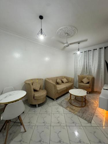 Gallery image of Phoenix Suites 1Bedroom in Mombasa