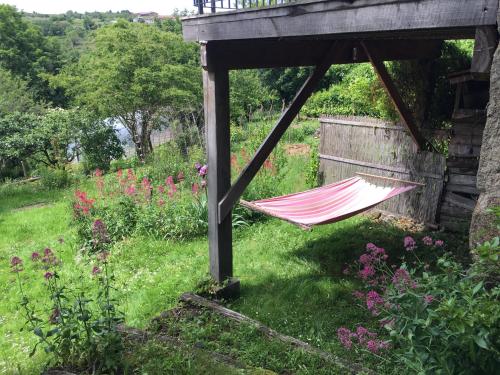 Κήπος έξω από το Gîte rural insolite Le Petit Cabanon
