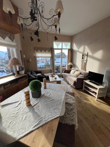 Bright spacious 1 bedroom apartment in residence SNOW Avoriaz 41m2