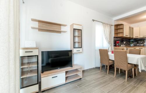 Stunning Home In Sibenik