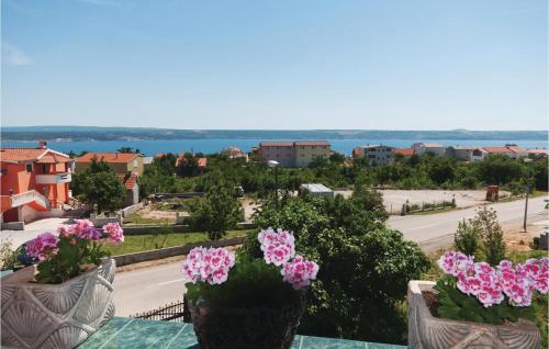 Three-Bedroom Apartment Maslenica With Sea View 08