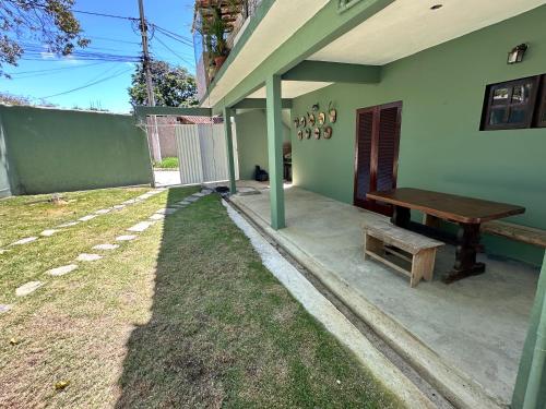 Ein Garten an der Unterkunft Casa no paraíso Búzios!